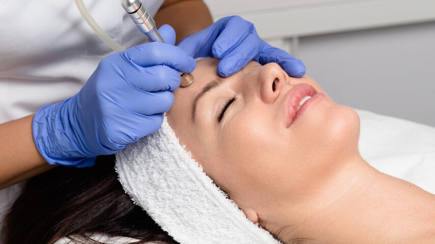 HydraFacial Treatment in Dubai, UAE | Euromed Clinic